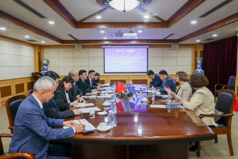 d5a4ec0d-1e00-46b5-b49d-a767aaf8a61f