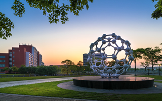 9d51c9a5-f1b6-46a8-a698-2602348fcadf