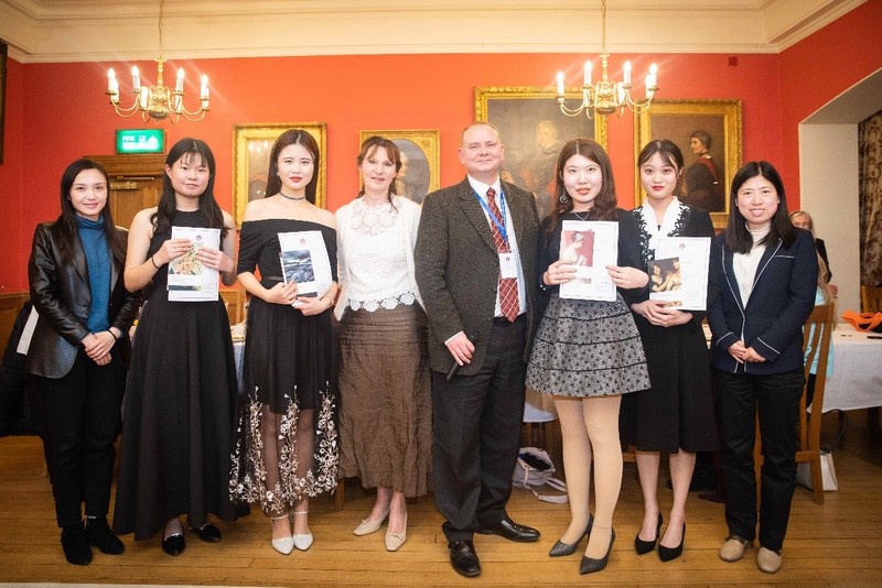 eb6d998b-23fc-438d-aa75-62ca76086ac8