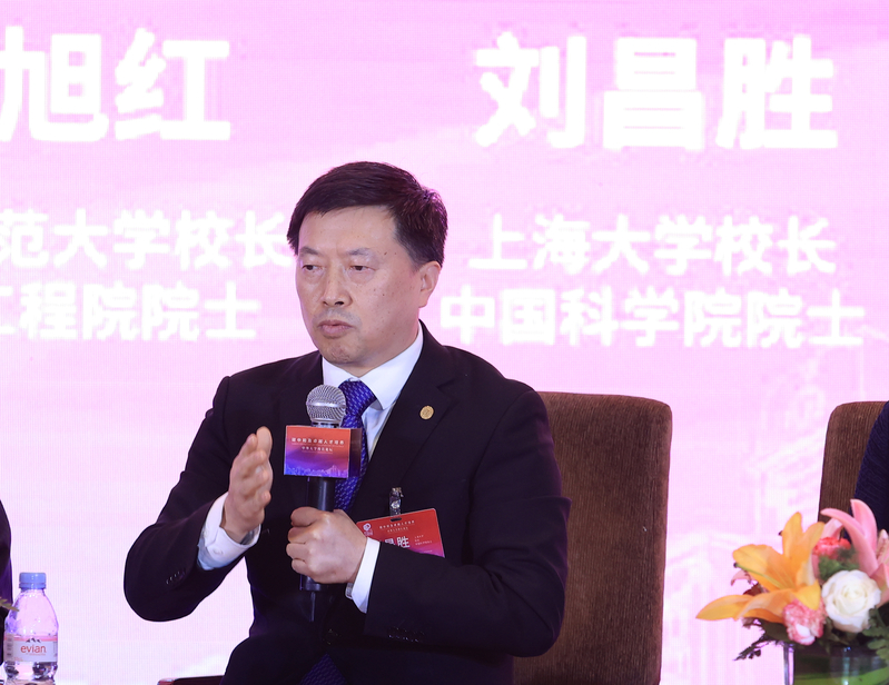 8dd651d6-0764-4d6a-8302-3aae7a13ad05