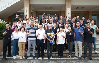 a8128c2c-cc50-4b3e-835f-bd791e8a391f_s