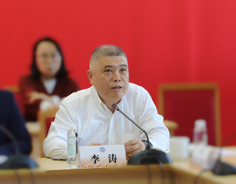 c0400541-78a2-440d-b045-a7742a9e547c