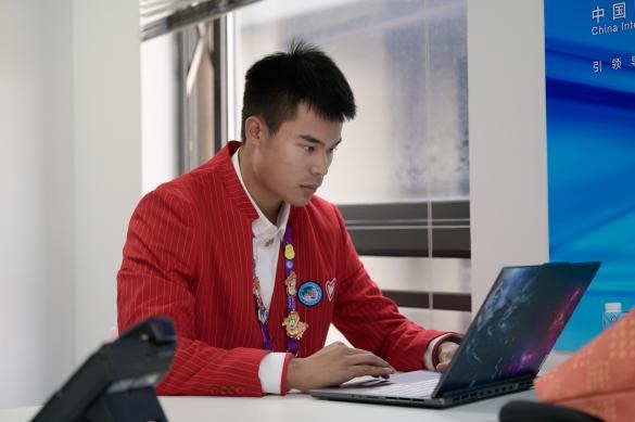 8105bf54-5d79-4bc9-a86e-a465f5770ebc