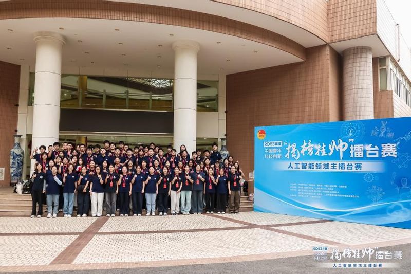 526f06c4-9bbc-49ca-b73c-00b157f79e1f