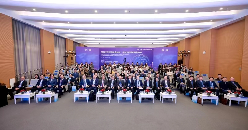 7639d247-8566-4b98-b7c0-76a5fa57906e